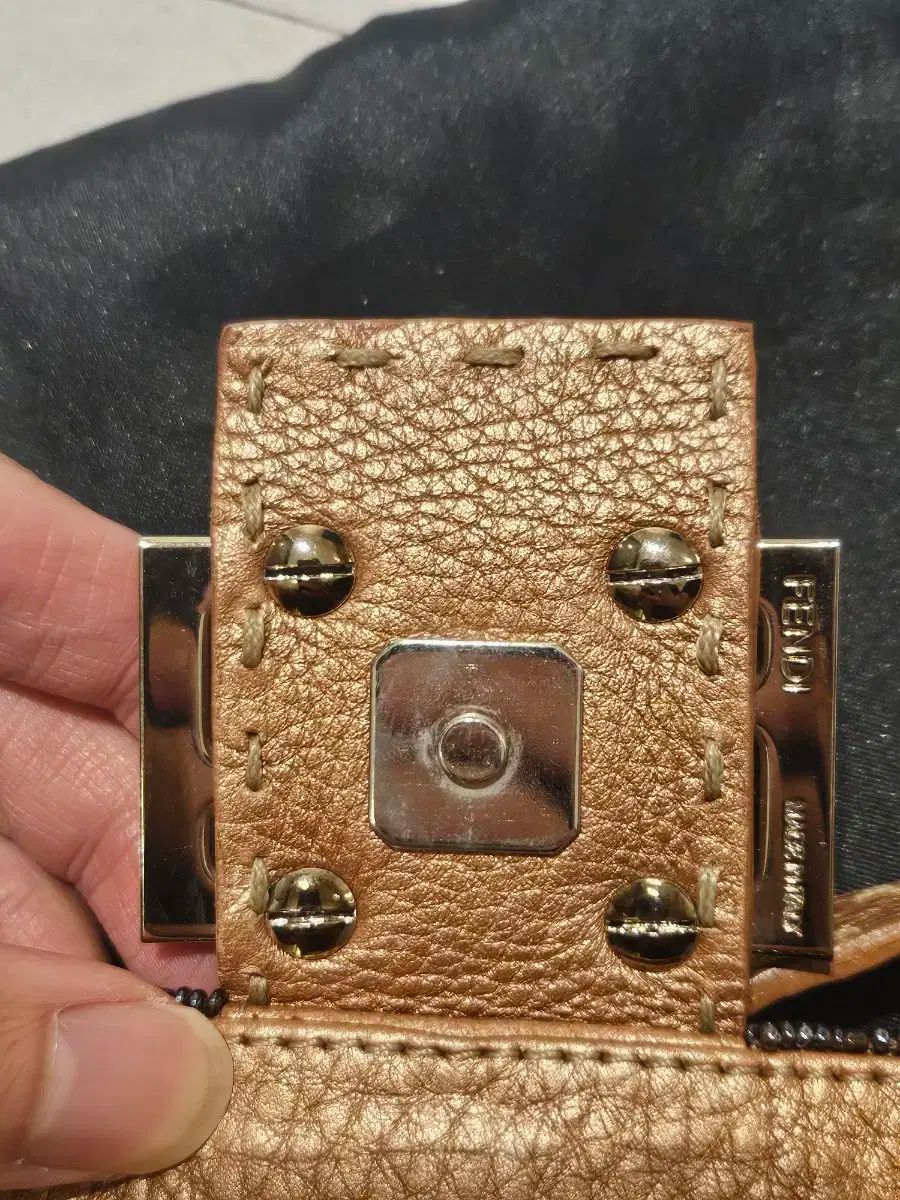 セレリア バゲットバッグ