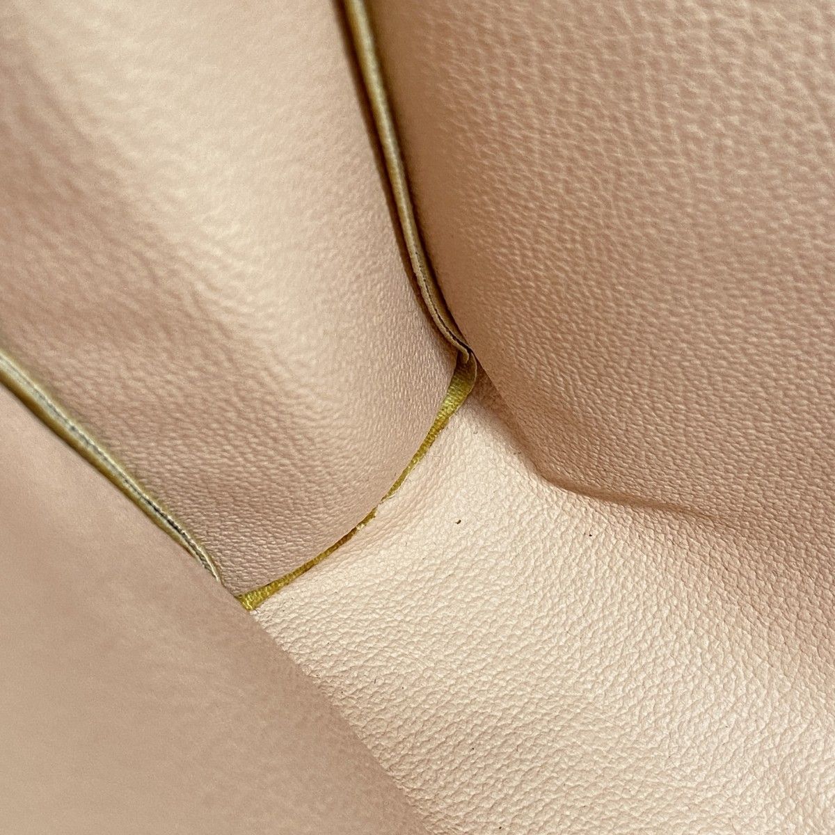 タヒチ ポッシュトワレット26