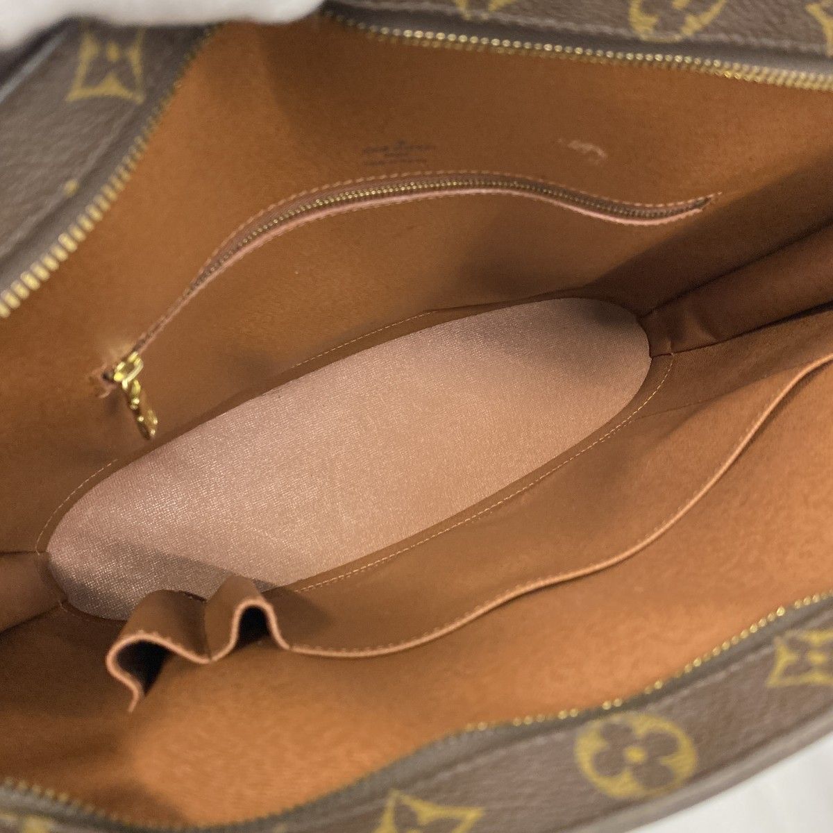 モノグラム バビロン