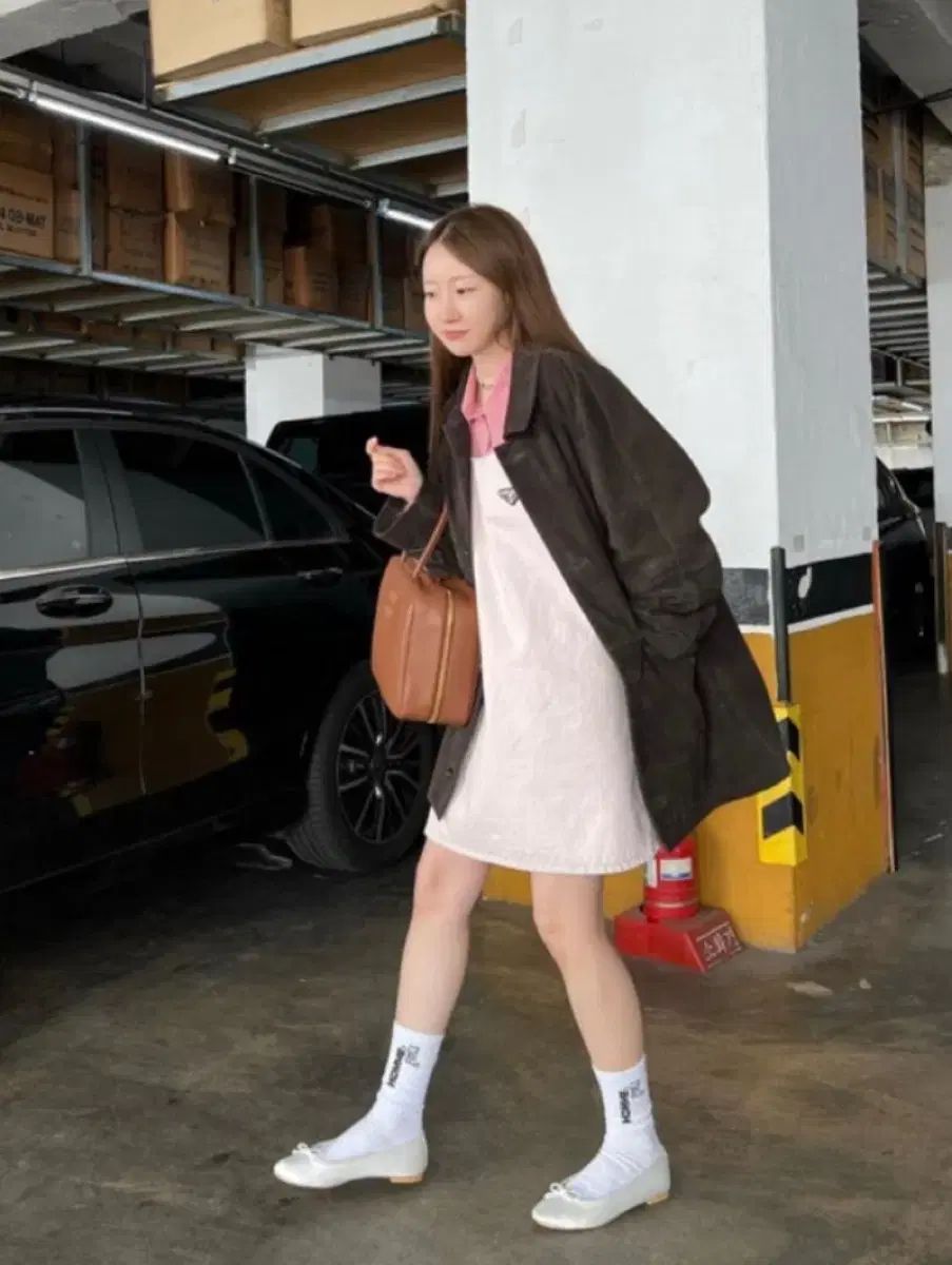 샵오눅 シシアサウルス スウェード ハーフコート