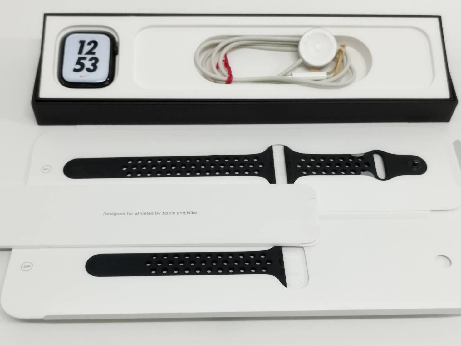 Apple Watch Nike Series 7 GPS 45mm A2474 ミッドナイト MKNC3J A 3