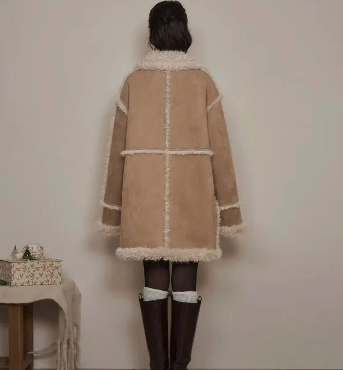 【格安SALEスタート！】 LOTSYOU ムートン ベージュ 視覚的な