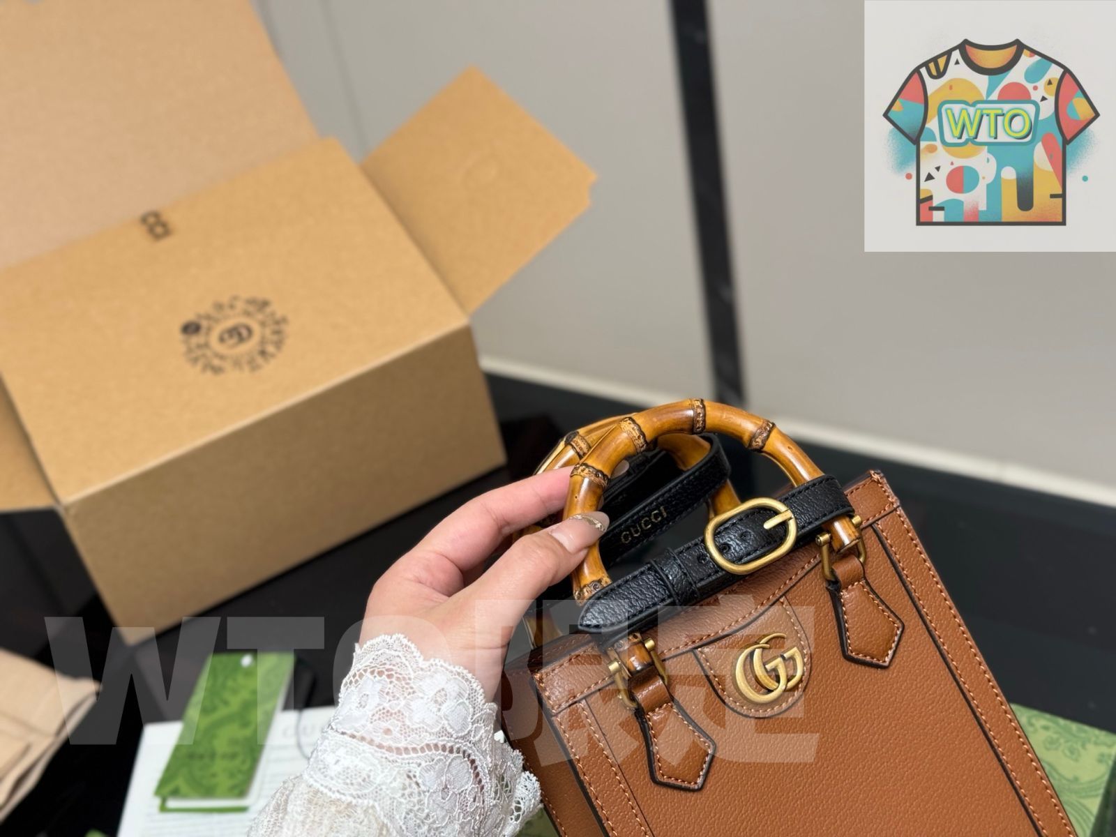 今日 Gucci グッチ ダイアナ竹の節手袋シリーズ 折りたたみ き 竹の節とバックルを ている