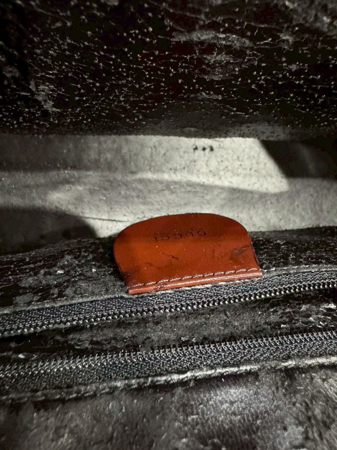 パテントレザー