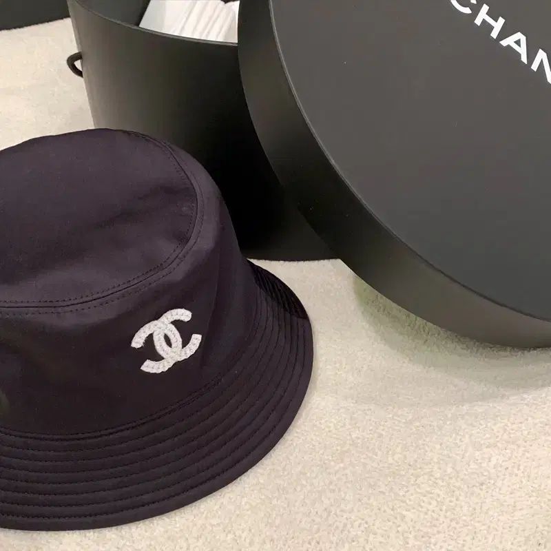 シャネル リバーシブル 양면 リバーシブル ココ パータン バケットハット ブラック マルチ