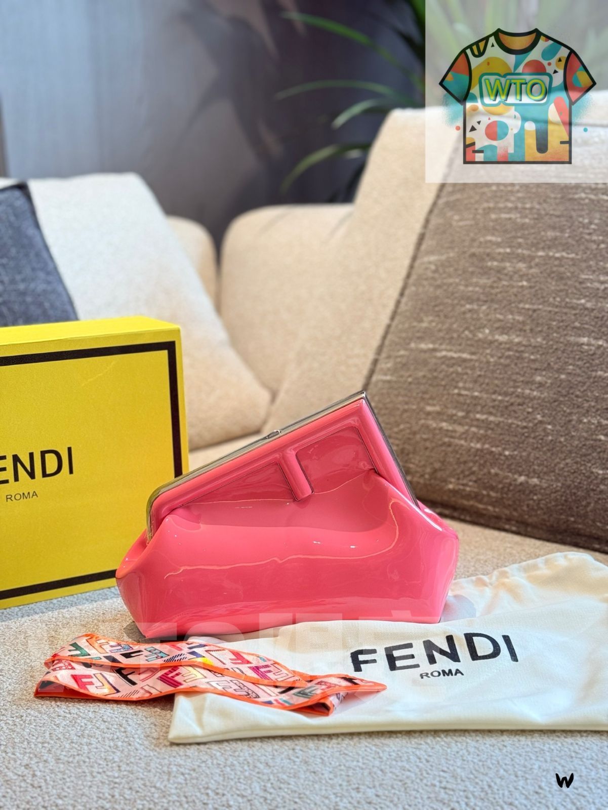  WTO通販 FENDI First Midi ～ファースト ミディ ミュール レザーバッグ～-WTO輸入-XES 35 ショルダーバッグ ショルダーバッグ