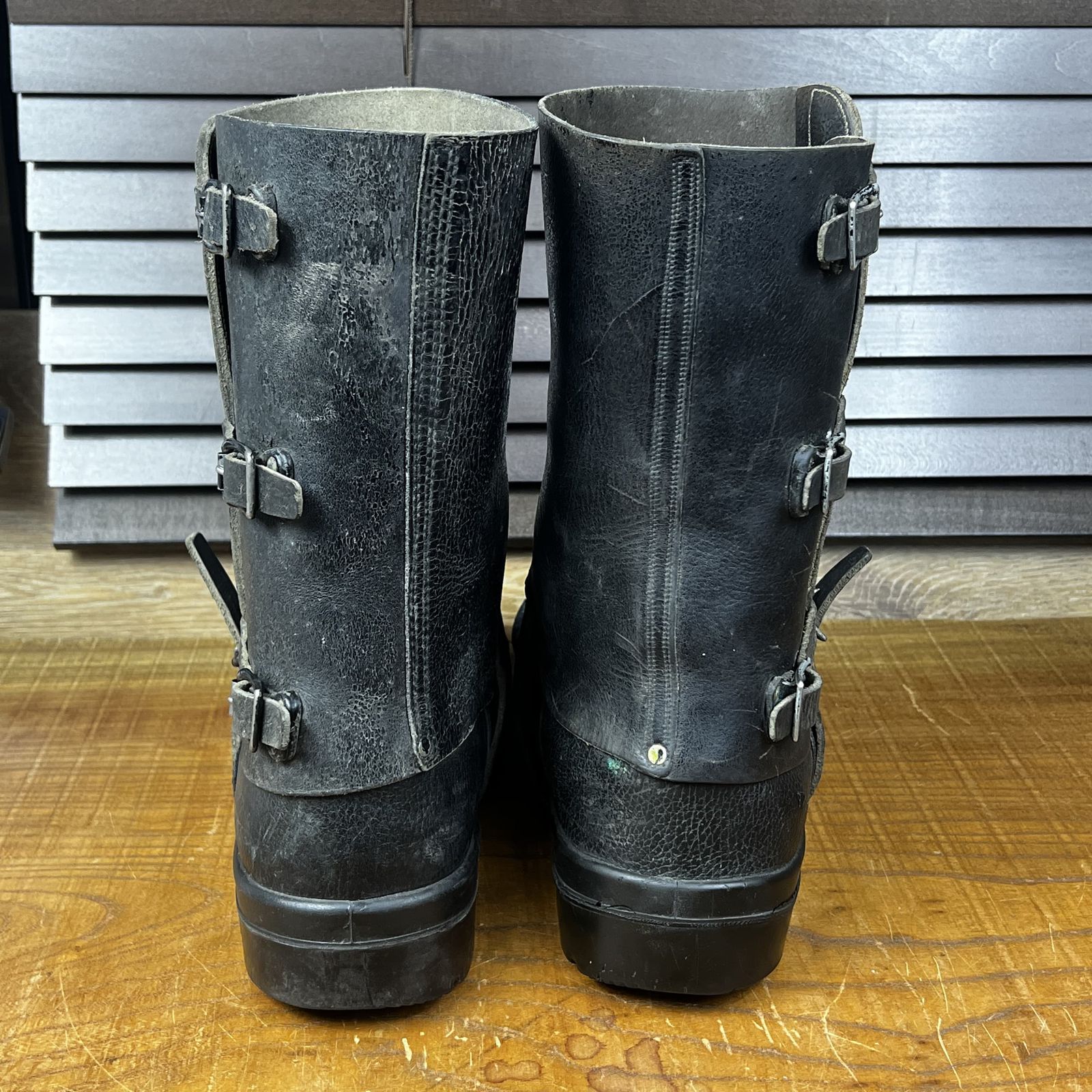 スイス軍放出品 レザーレギンス TAZ57 ゲートル [ つなぎ目あり / 難