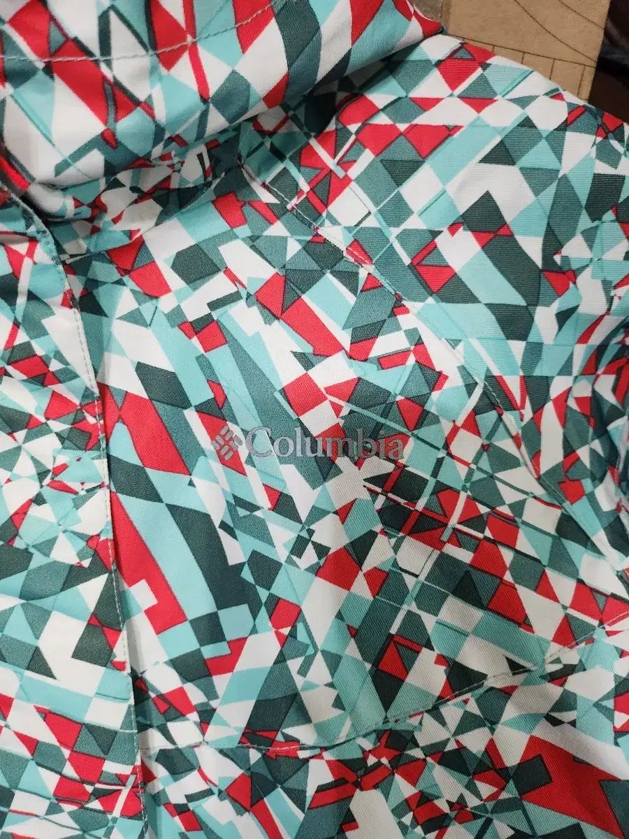 Columbia コロンビア パターン パータン フード ウィンドブレーカー ジャケット 表記 ラージ large 実寸 95 ウィンドブレーカー 登山