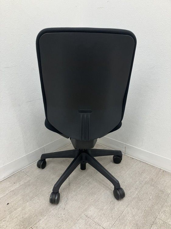  アウトレット品 オカムラ CG Rチェア CN 35ZR ブラック フットレスト付きゲーミング オフィスチェア ワークチェア 椅子 チェア