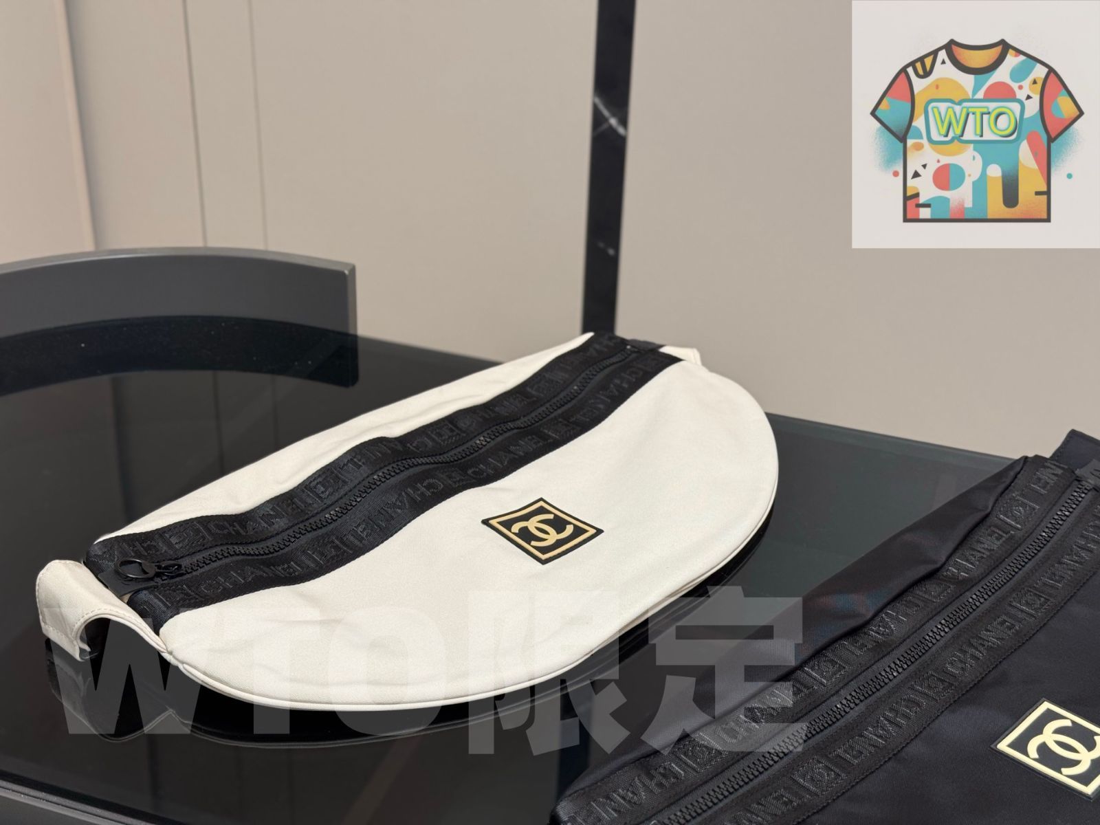 ラージサイズのチェストバッグ