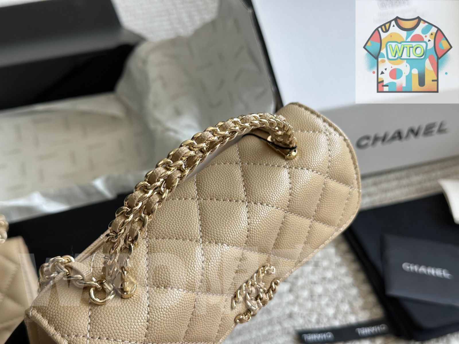 WTO通販 Chanel シャネル 23ケリーフォンバッグ 精巧可愛らしい 手に持ったり斜め掛けたりできる キャビアレザー-WTO輸入-HSJ01