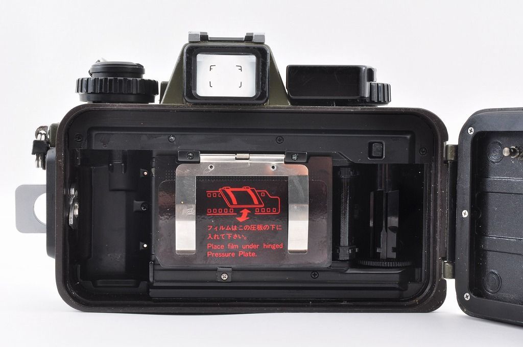 ＃【ジャンク品】　NIKONOS-V フィルムカメラ オリーブグリーン ジャンク品】 NIKONOS-V フィルムカメラ オリーブグリーン Nikon