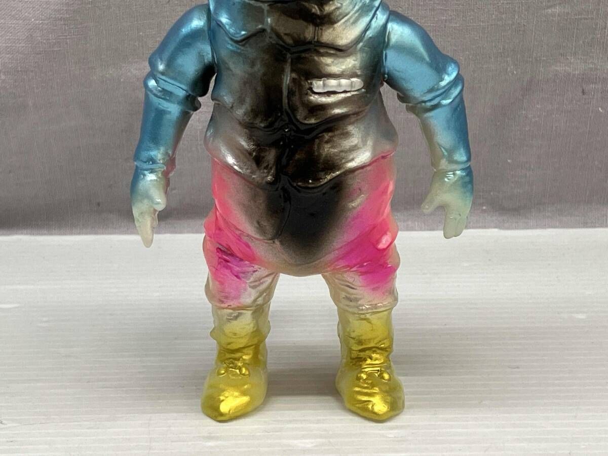 現状品 ヤモマークの大怪獣シリーズ カネゴン 蓄光 メタリック ソフビ