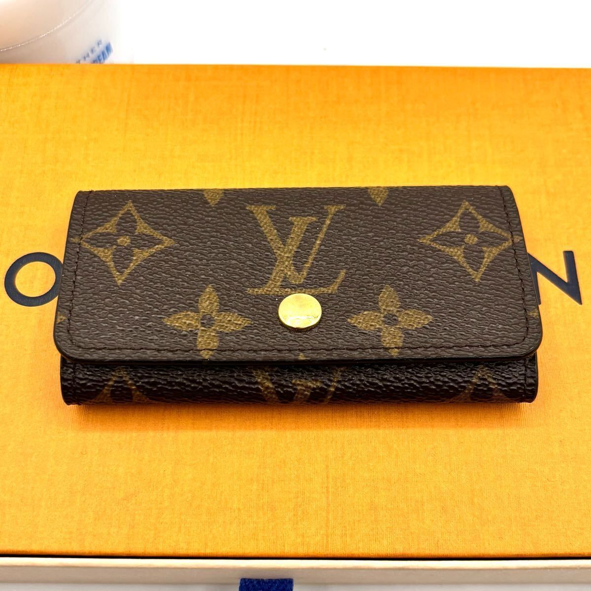 i39 ミュルティクレ4 ルイヴィトン キーケース モノグラム Louis Vuitton