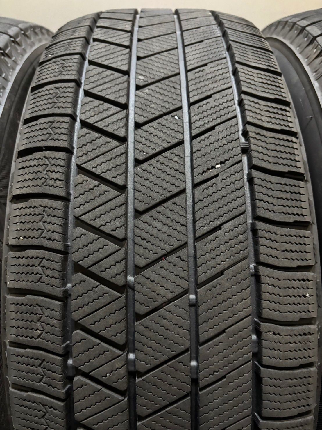 21年製 スタッドレス