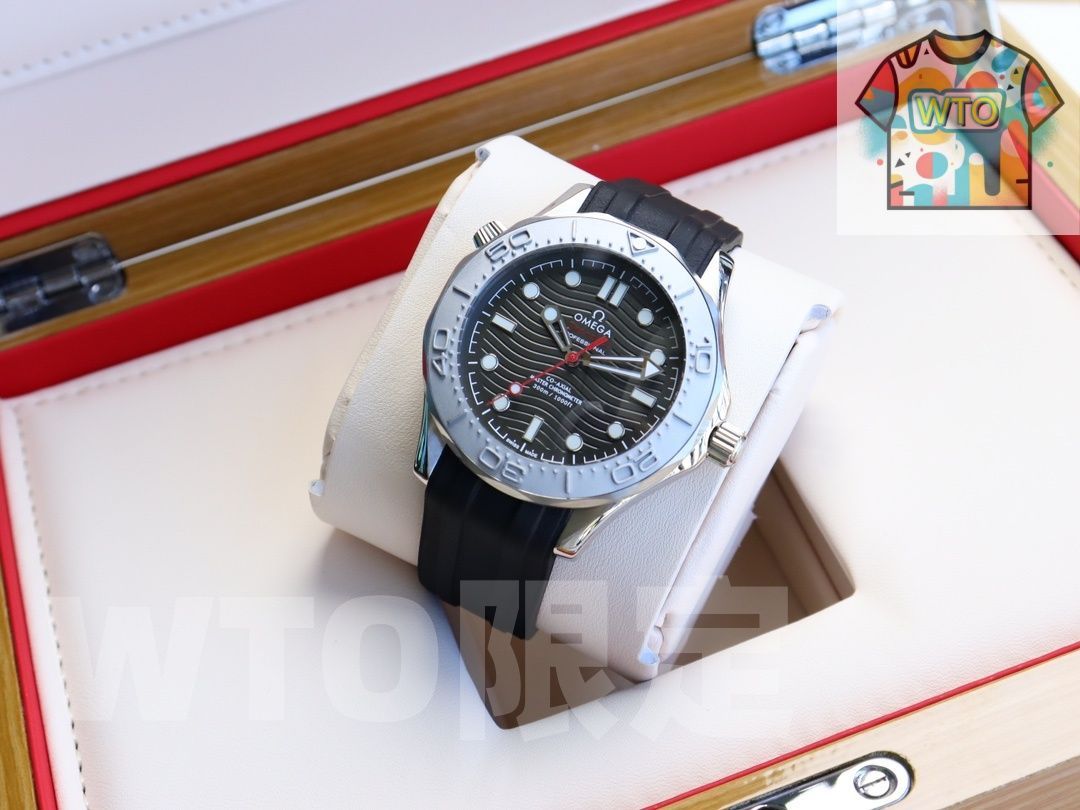 オメガ シーマスター300