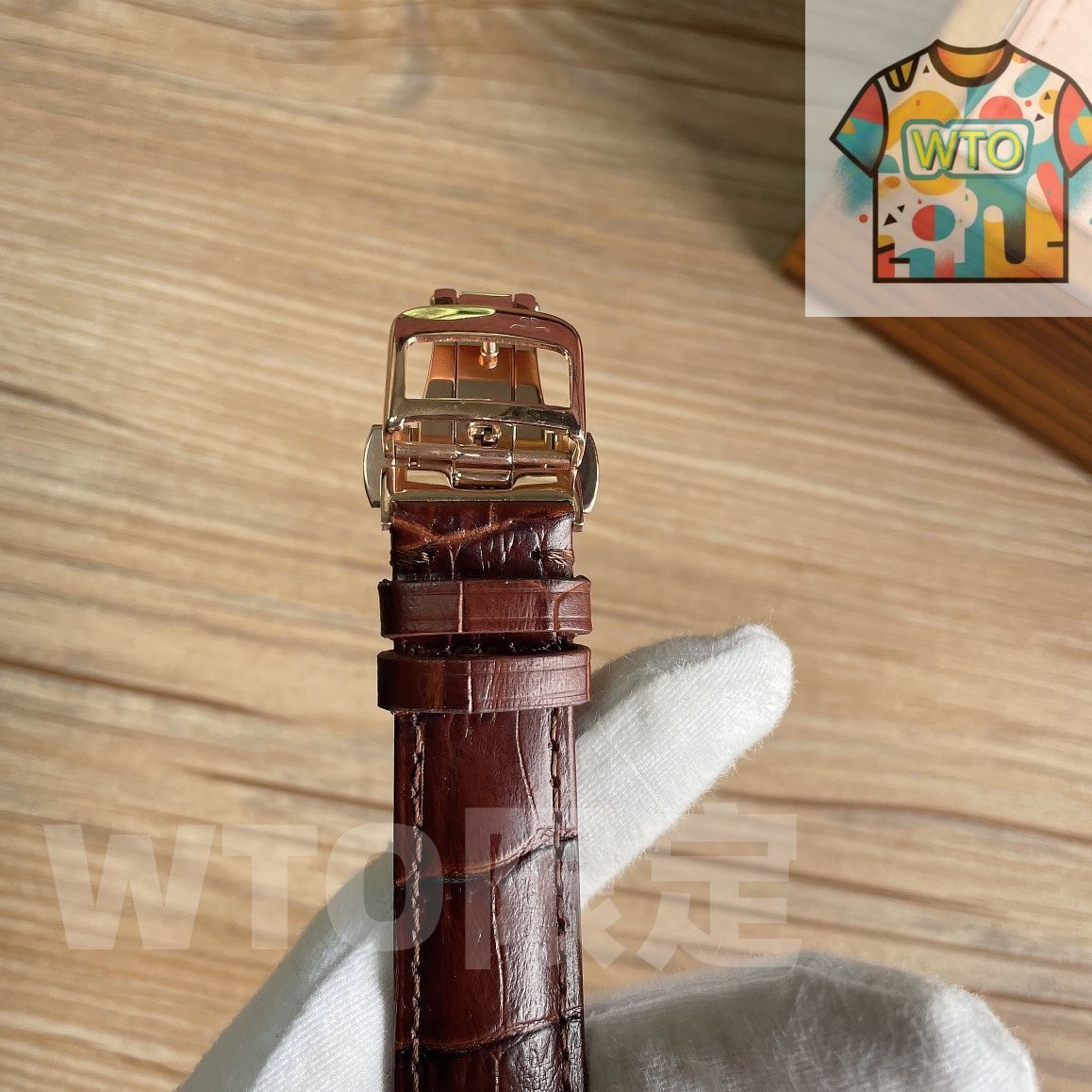 月相とカレンダー表示機能を備える