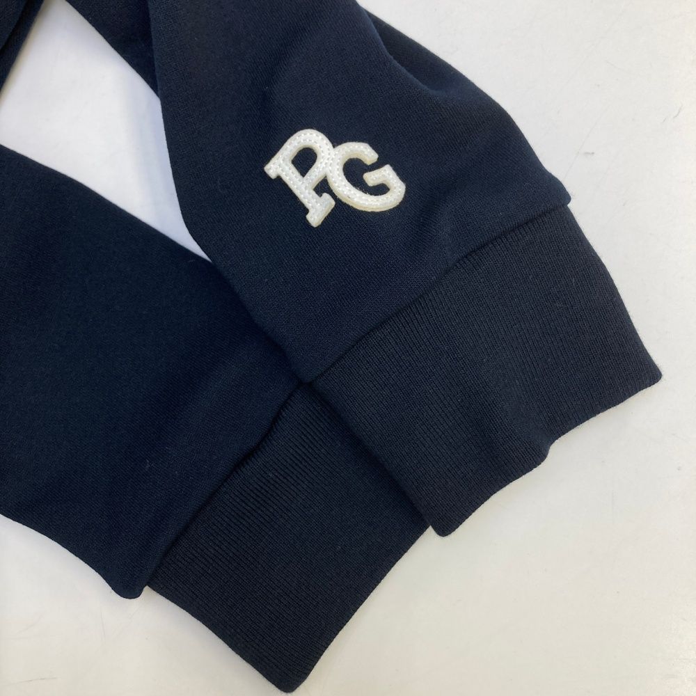 ジップパーカー