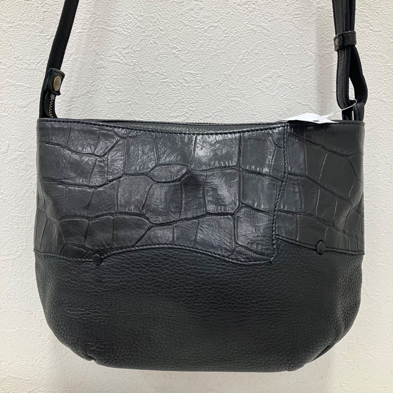 6202 IBIZA イビサ ショルダーバッグ レザー クロコ型押し ブラック系
