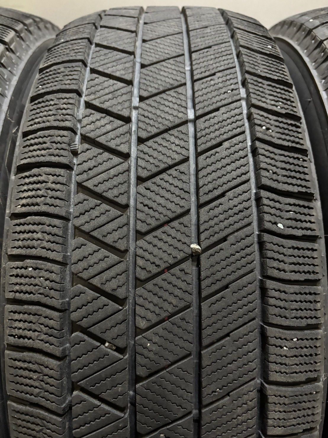  215 60 R 16 VRX 3 21年製 スタッドレス 4本 ブリヂストン ブリザック クラウン ヴェゼル CX 南6 K 688 16インチ スタッドレス