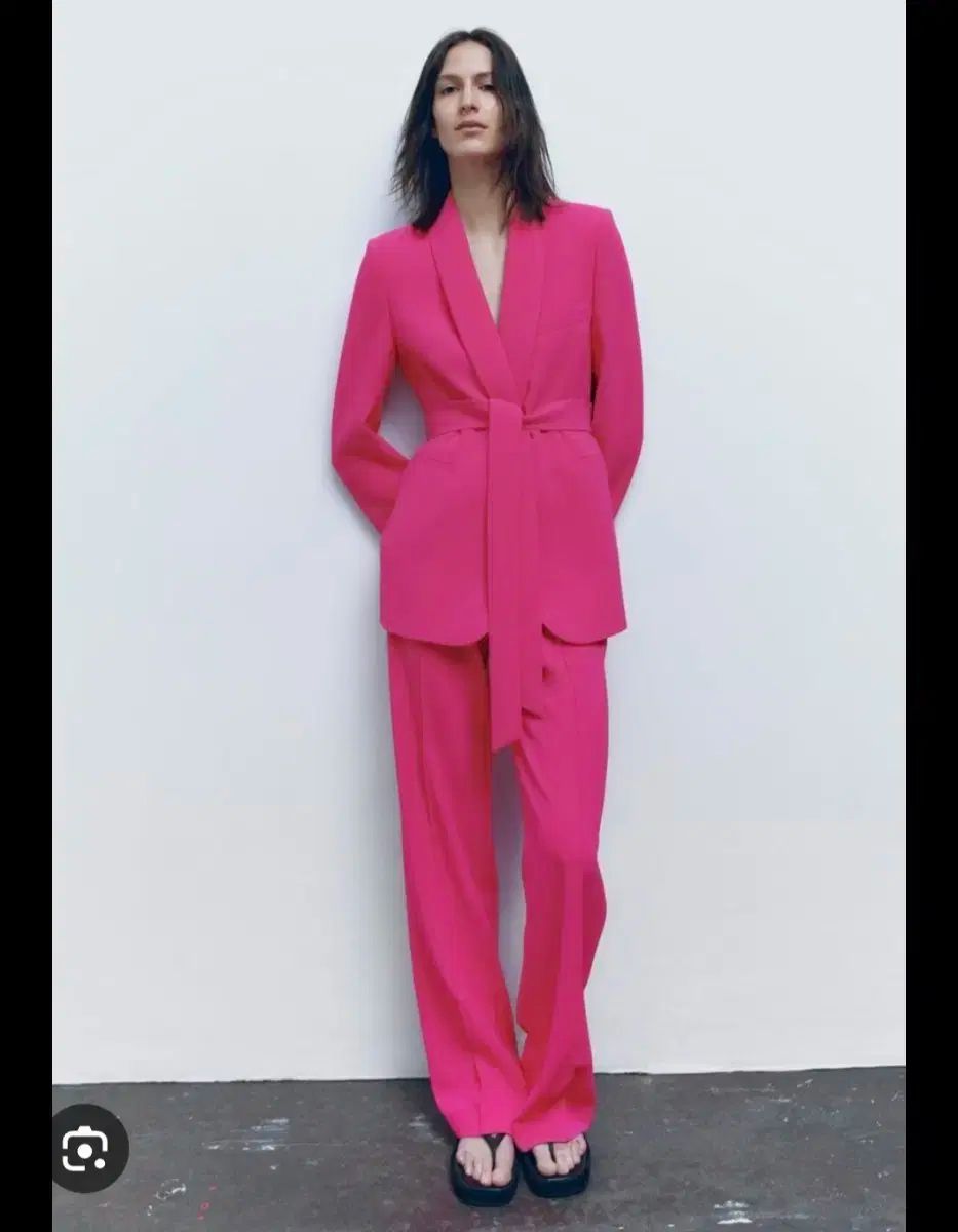 ベルト付き タック テーラードジャケット ZARA ザラ ジャケット ブレザー