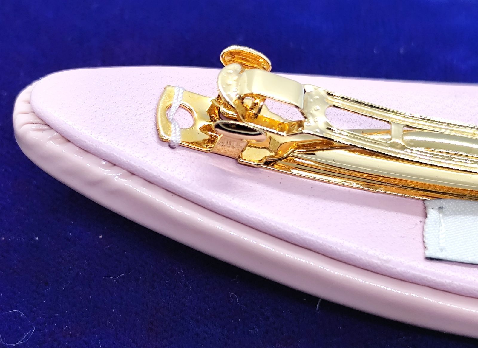 miumiu(ミュウミュウ) バレッタ ヘアクリップ ピンク ロゴ MIU MIU