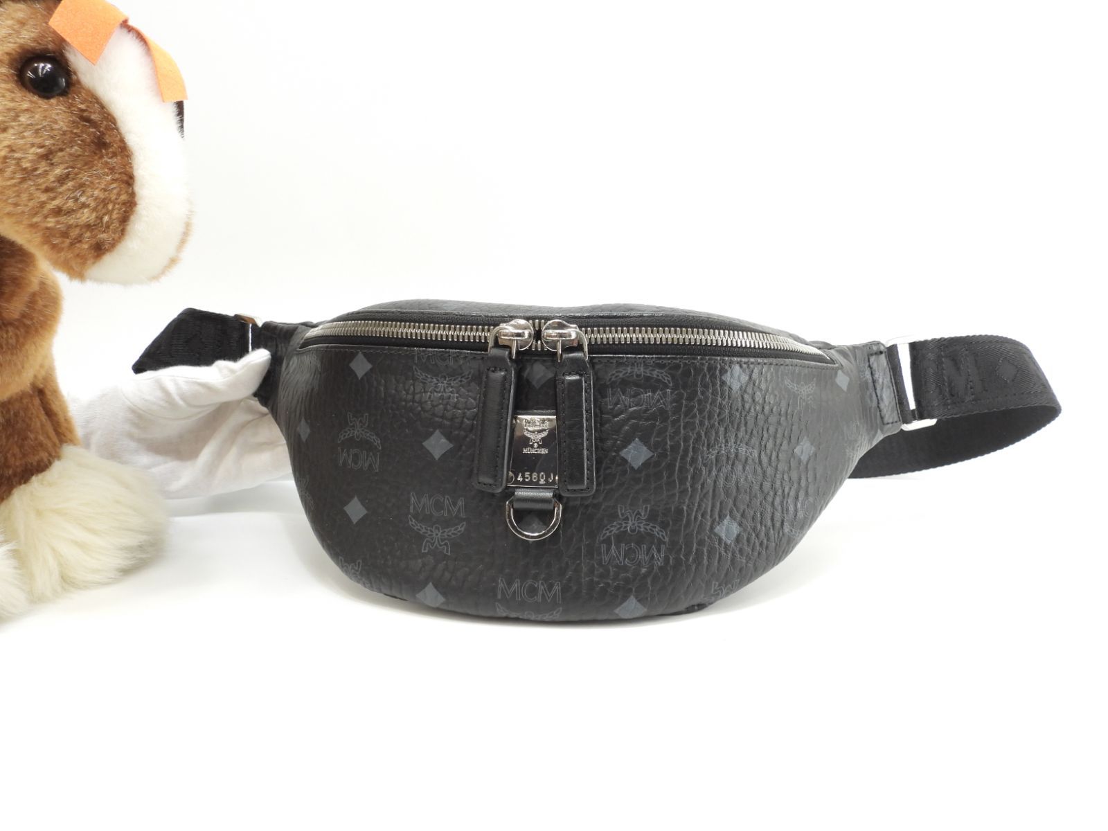 MCM ベルトバッグ PVC革 シグネチャ黒 クロスボディバッグ バムバッグ 2