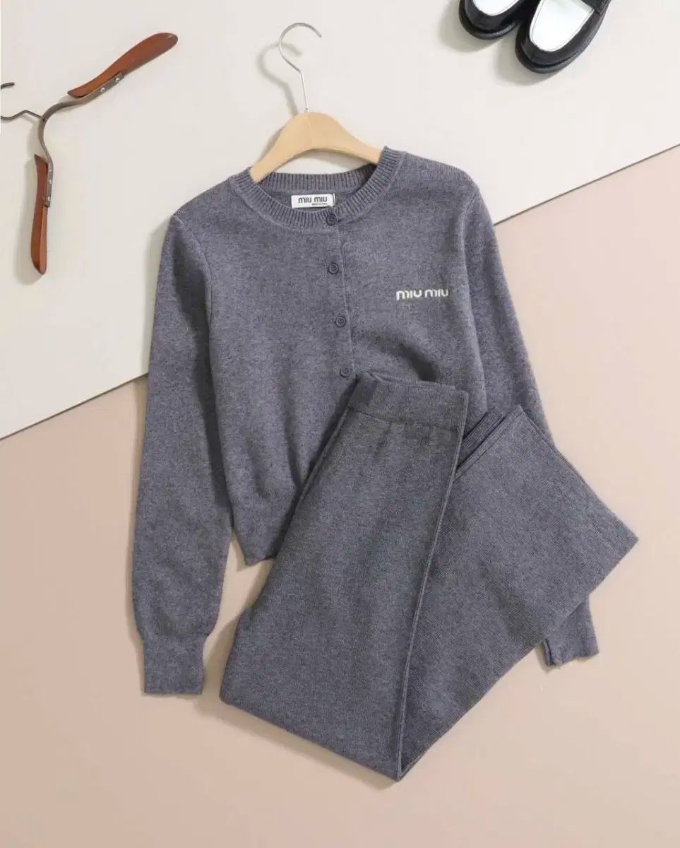 MIU MIU ミュウミュウ ニット カーディガン セット