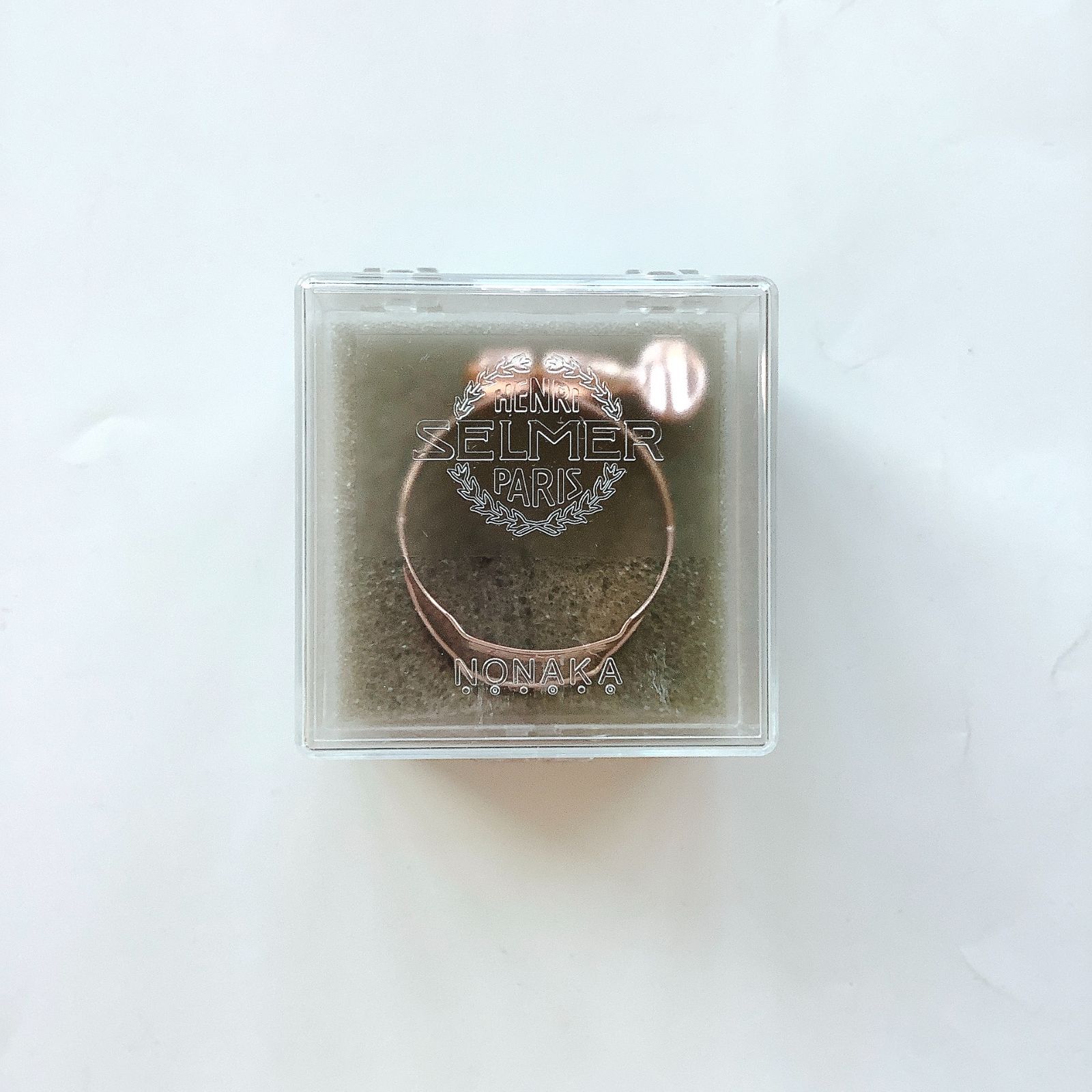 テナーサックスリガチャー