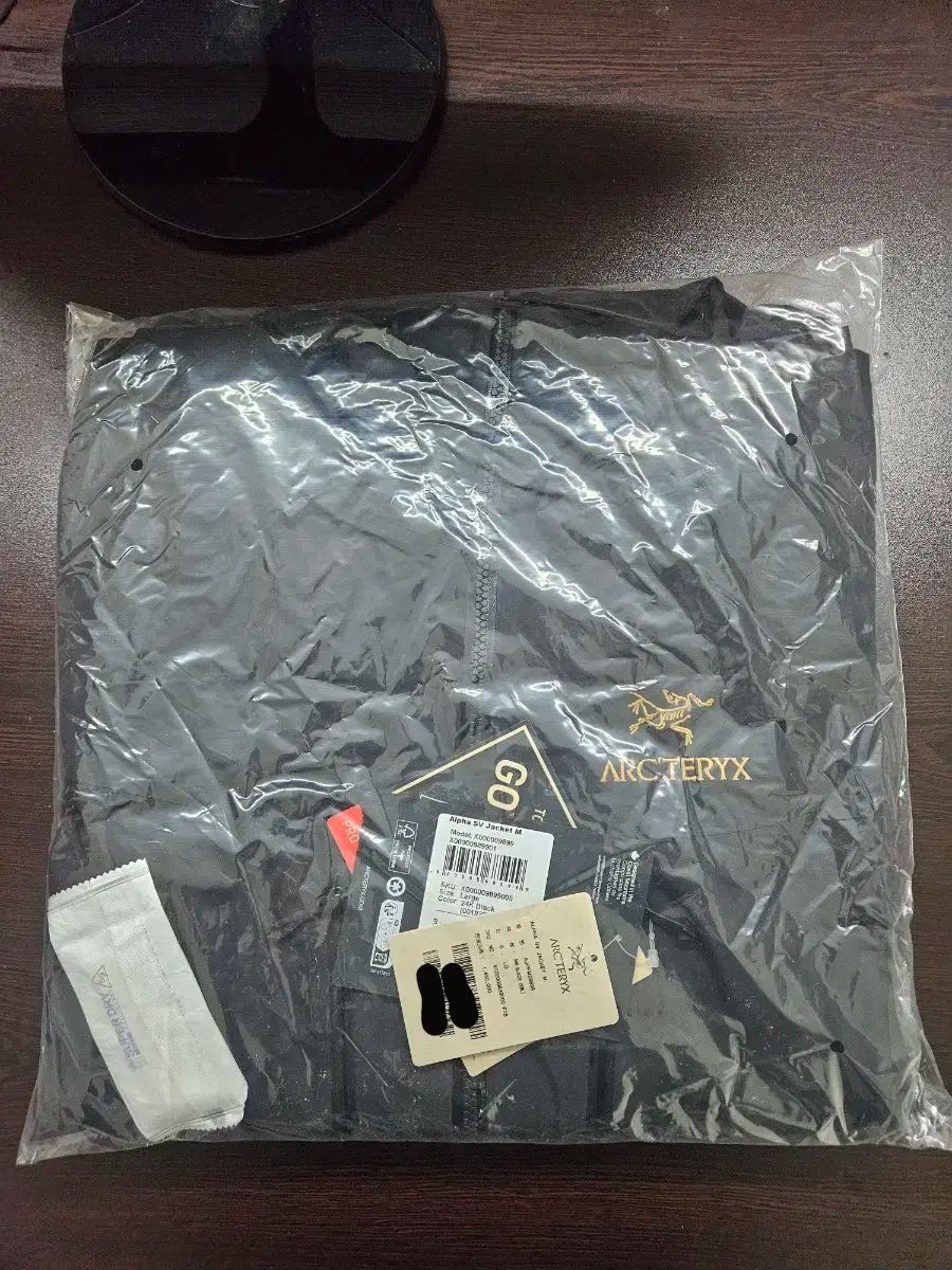 ARC TERYX アークテリクス sv アルファ 24k Lサイズ