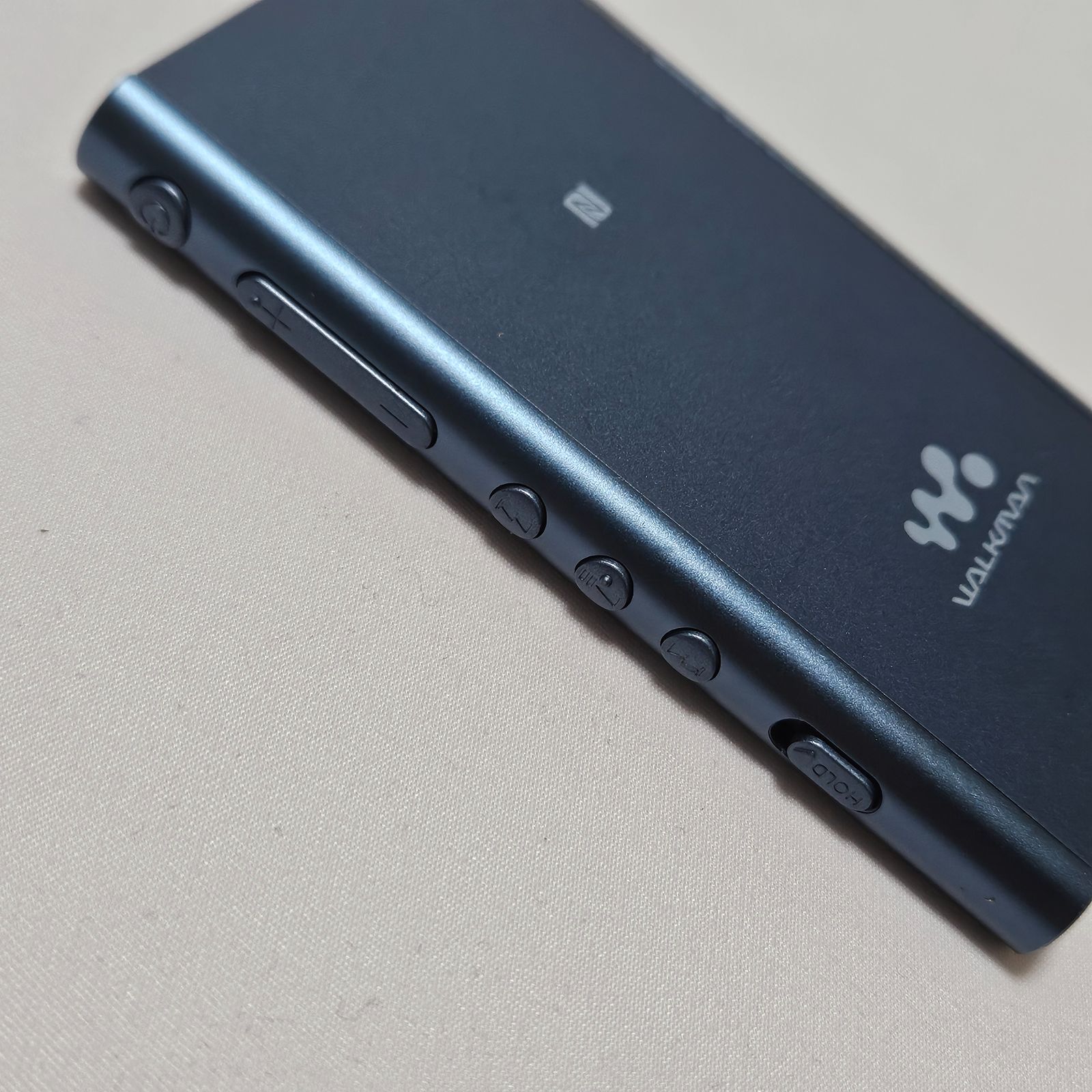 SONY WALKMAN NW-A56HN ムーリットブルー - メルカリ