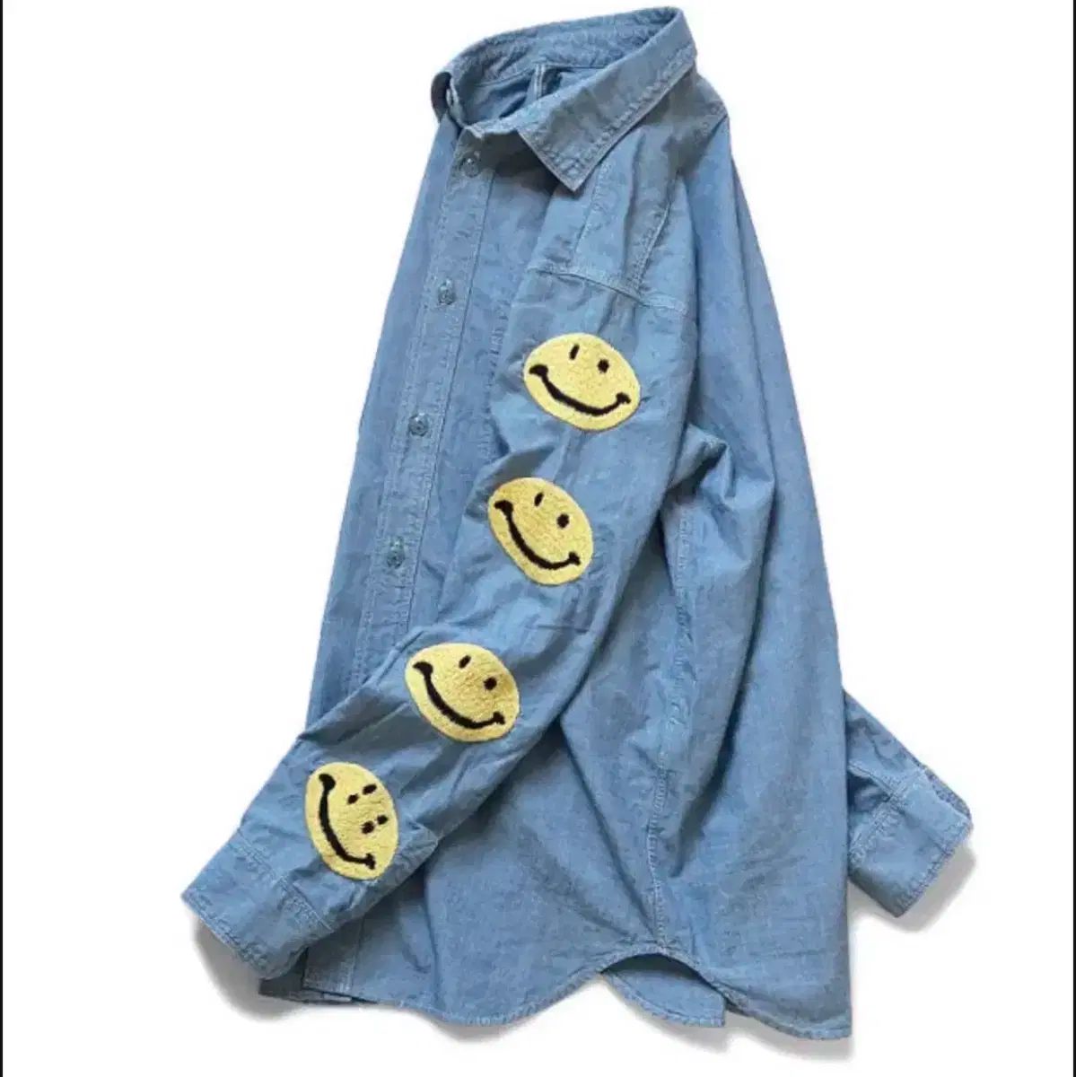 4 キャピタル スマイル パッチ デニムシャツ