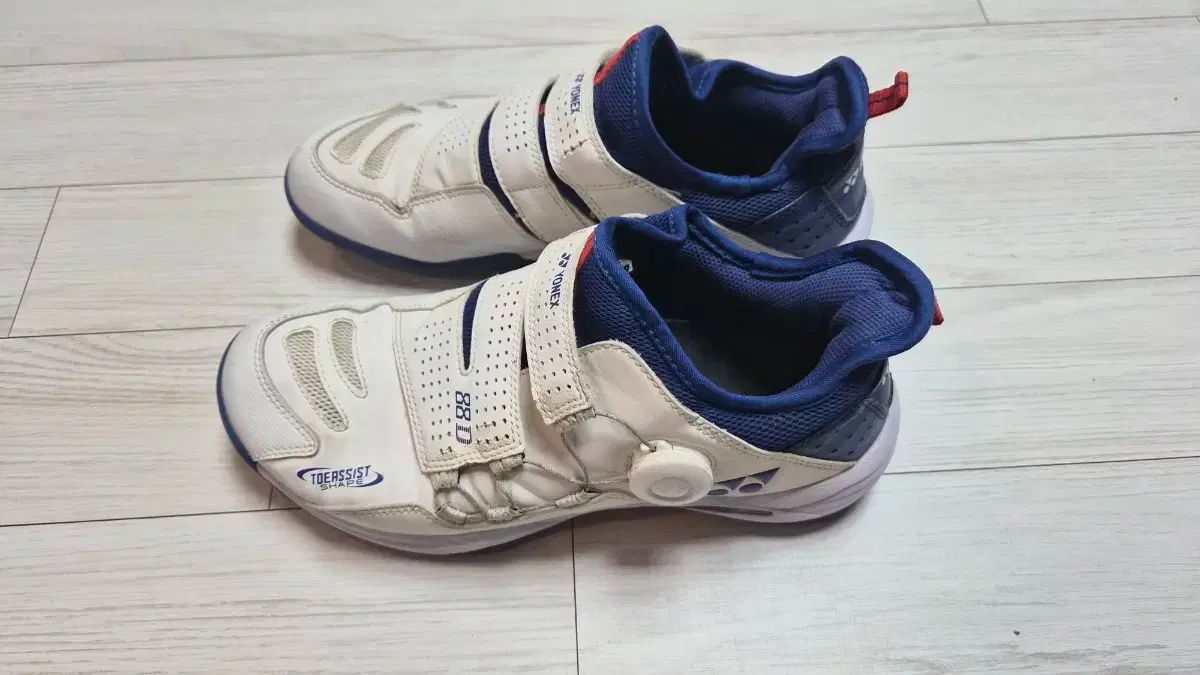 YONEX ヨネックス ダイアル BoA ボア バドミントンシューズ 88 D