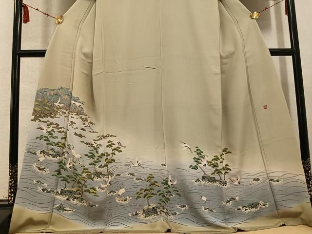 平和屋着物●本加賀友禅作家　堀哲也　色留袖　群れ鶴浜松文　暈し染め　正絹　逸品　AABD4456ph 平和屋着物○本加賀友禅作家 堀哲也 色留袖 群れ鶴浜松文