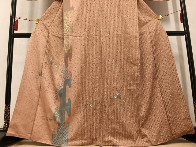 亀甲草花文 金彩