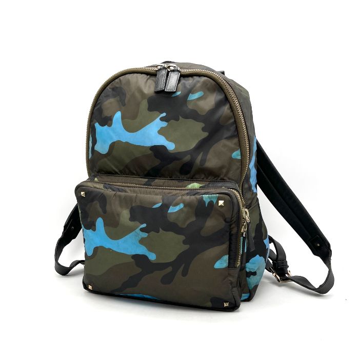 VALENTINO ブラック 迷彩柄 リュック VALENTINO ブラック 迷彩柄 リュック VALENTINO ブラック 迷彩柄