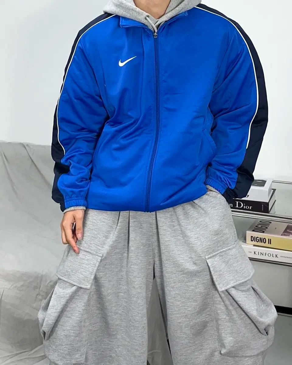ナイキ ブルー サイズライン ジャージ L