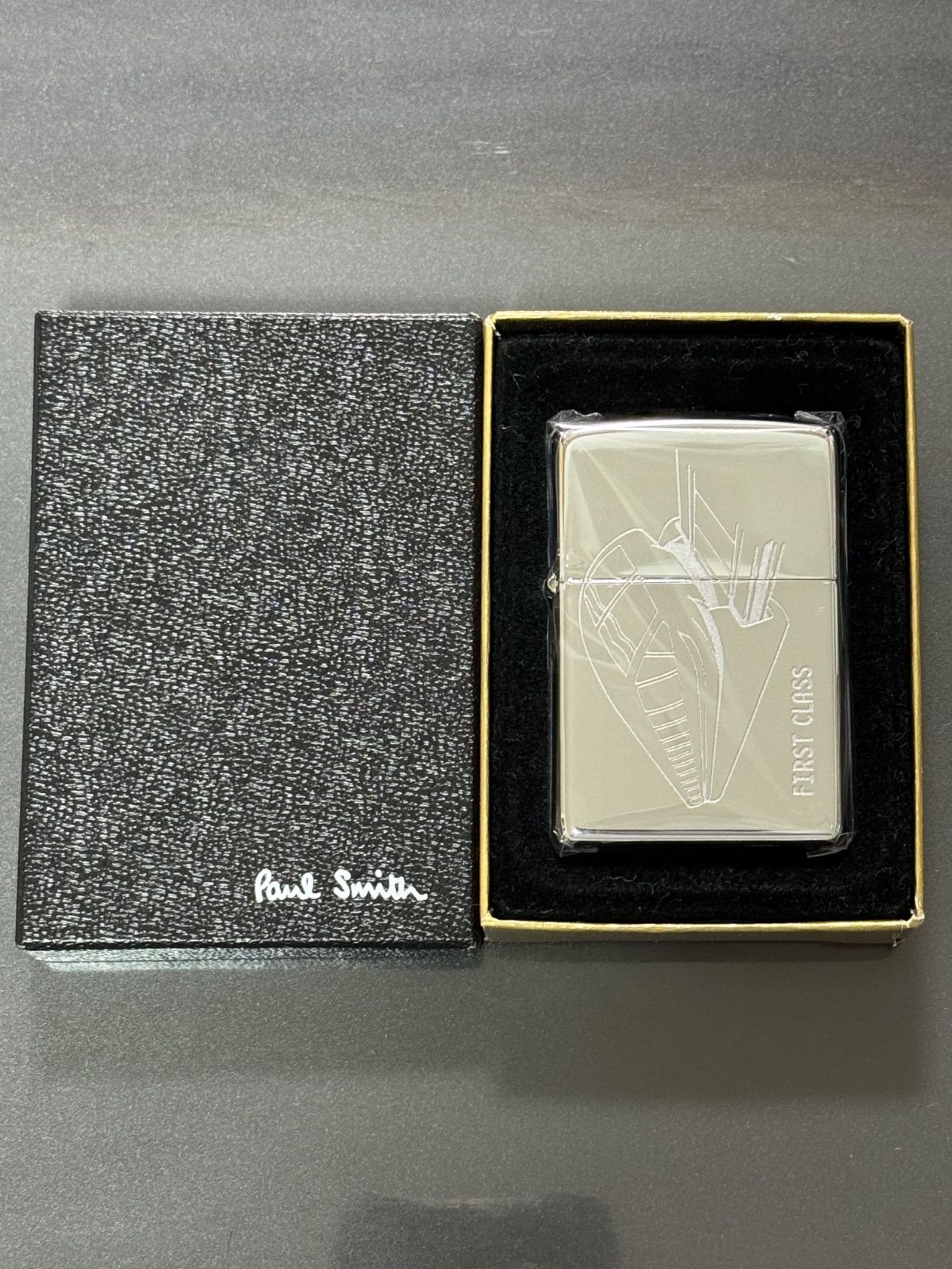 zippo Paul Smith FIRST CLASS ポールスミス 2面刻印 年代物 2000年製 silver シルバー デットストック シルバーインナー 同年代 ケース 保証書