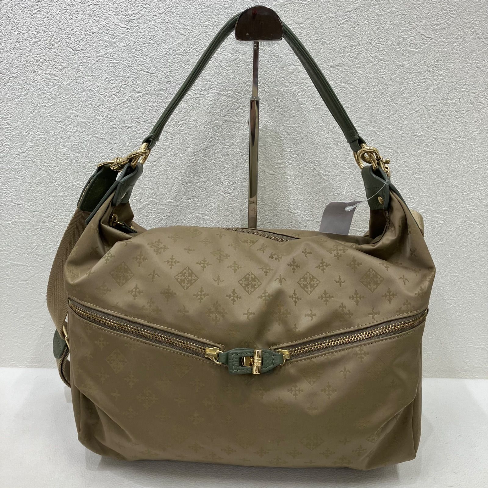 russet（ラシット）の「ガレットシリーズ：モノグラムナイロン2WAY 