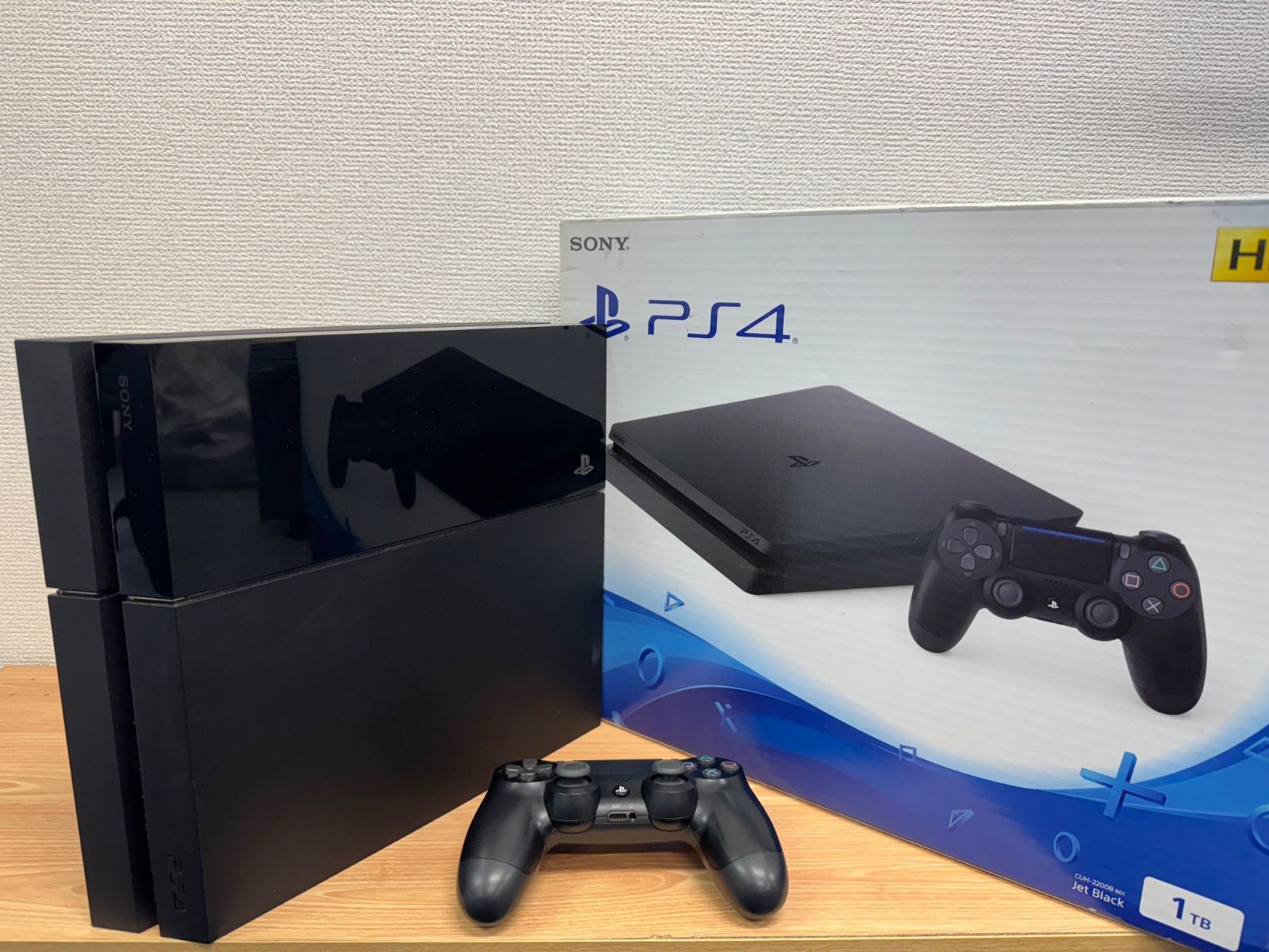 SONY PlayStation4 CUH-2200B Jet Black 1TB PS4