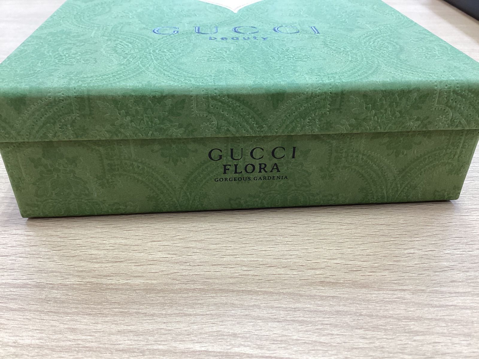 グッチ フローラゴージャスジャスミンオードパルファム