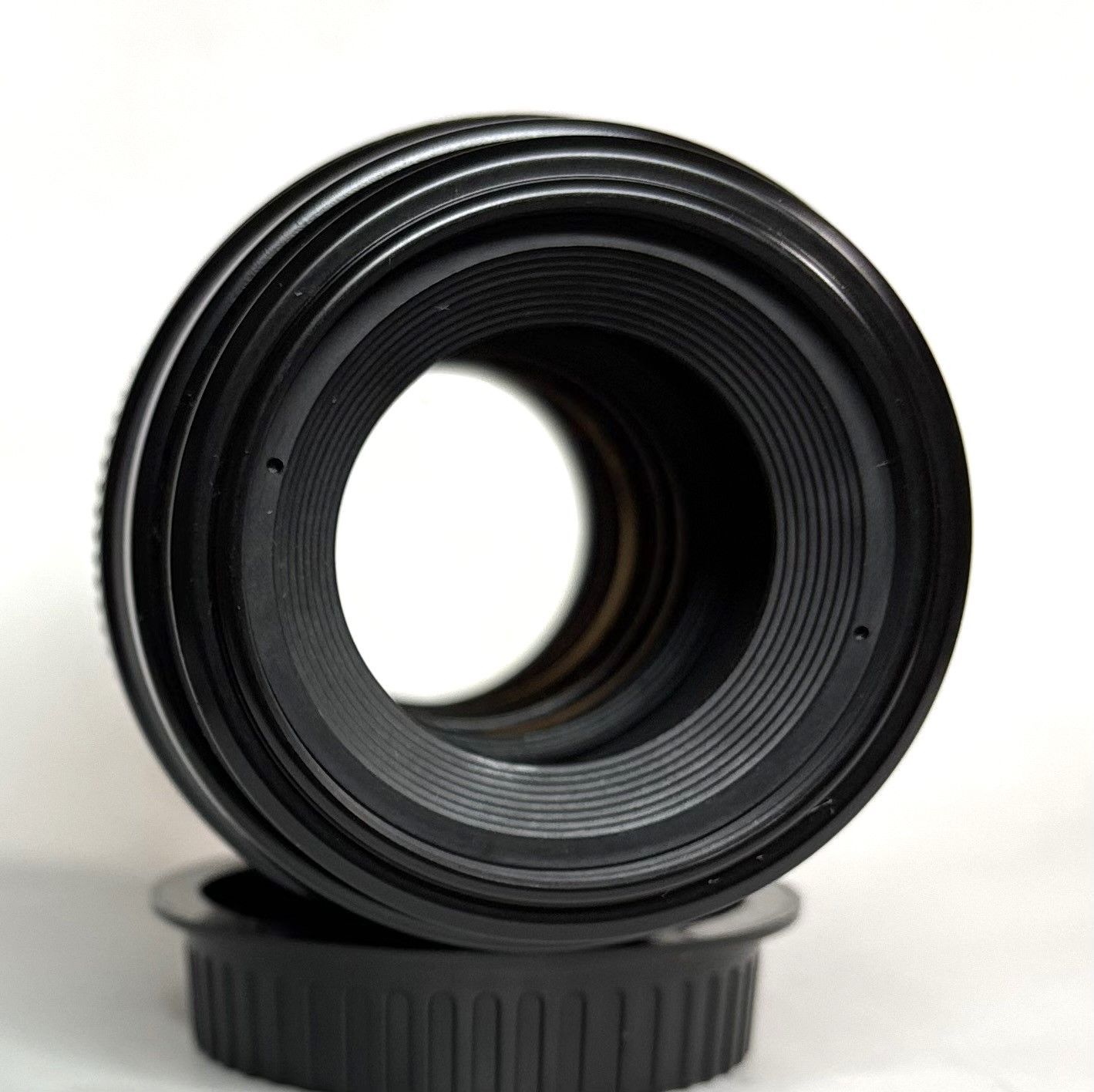 Canon EF 100mm f2.8 macro付き portrait/event/風景用 固定焦点レンズ