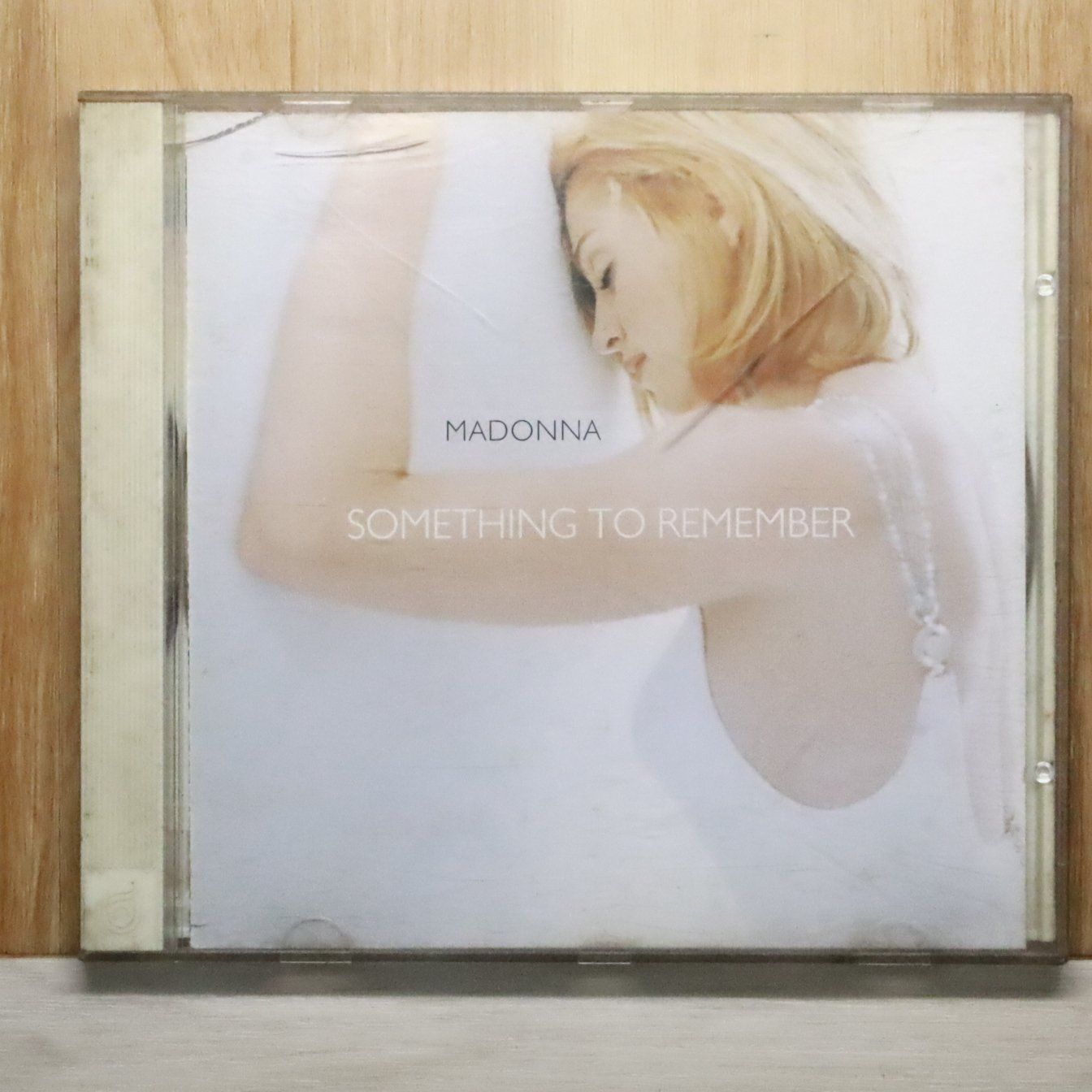 中古CD☆マドンナ/Madonna□ SOMETHING TO REMEMBER 【9362461002