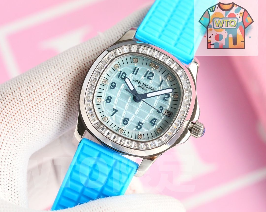 今日 Patek Philippe パテックフィリップ アクアノート系列 独自カスタムCal.324ムーブメントを搭載