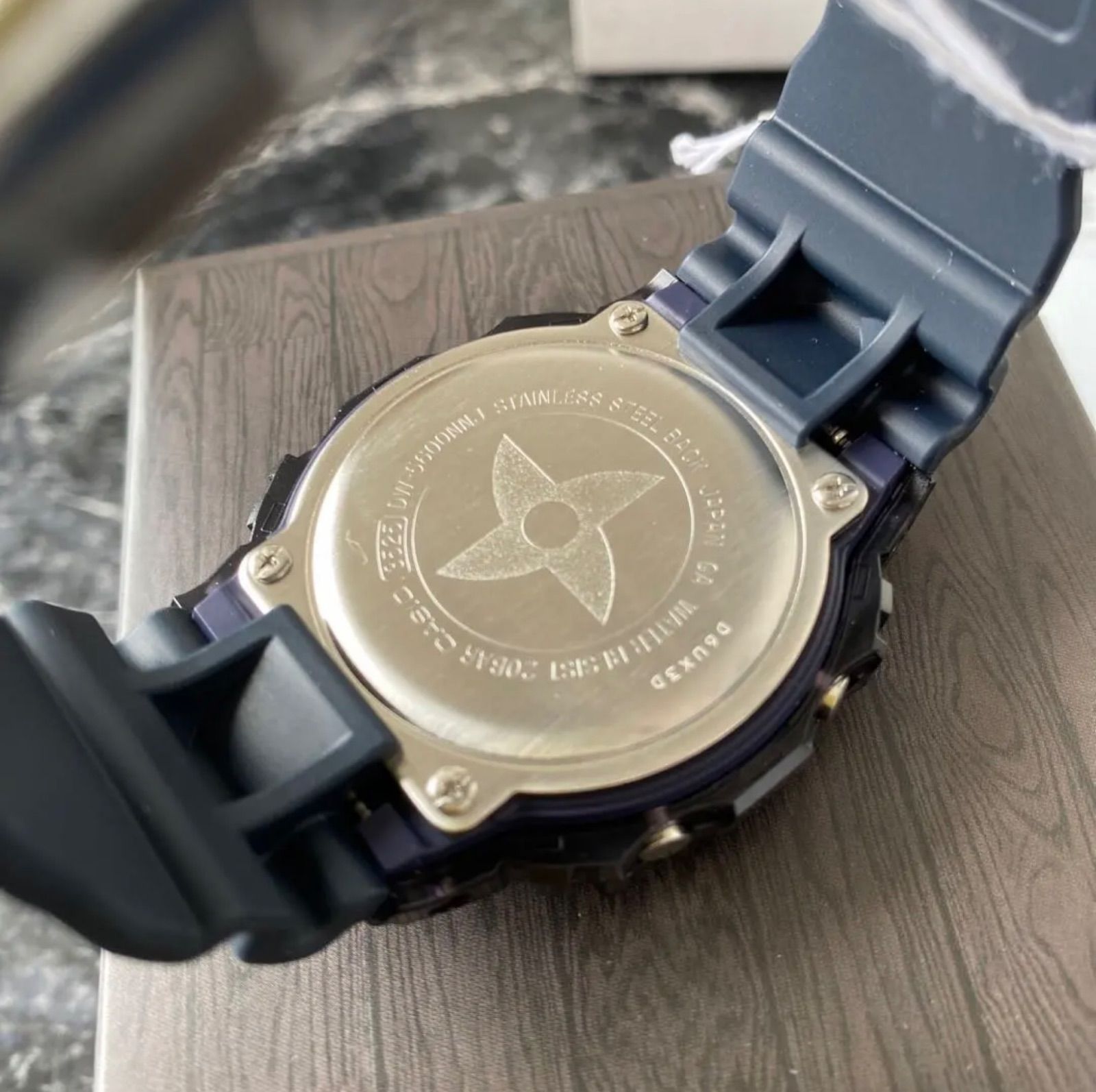  カシオ Gショック クォーツ 忍者 DW 5600 NNJ 2 JR No D 6 UX 3 腕時計(デジタル) 時計