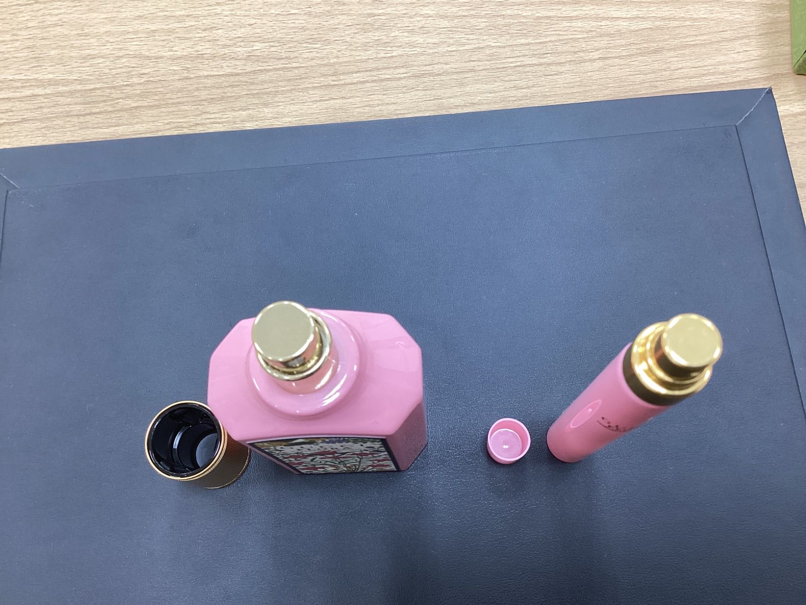 フローラゴージャスジャスミンオードパルファム