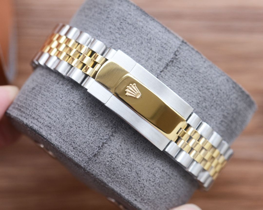 メンズウォッチ