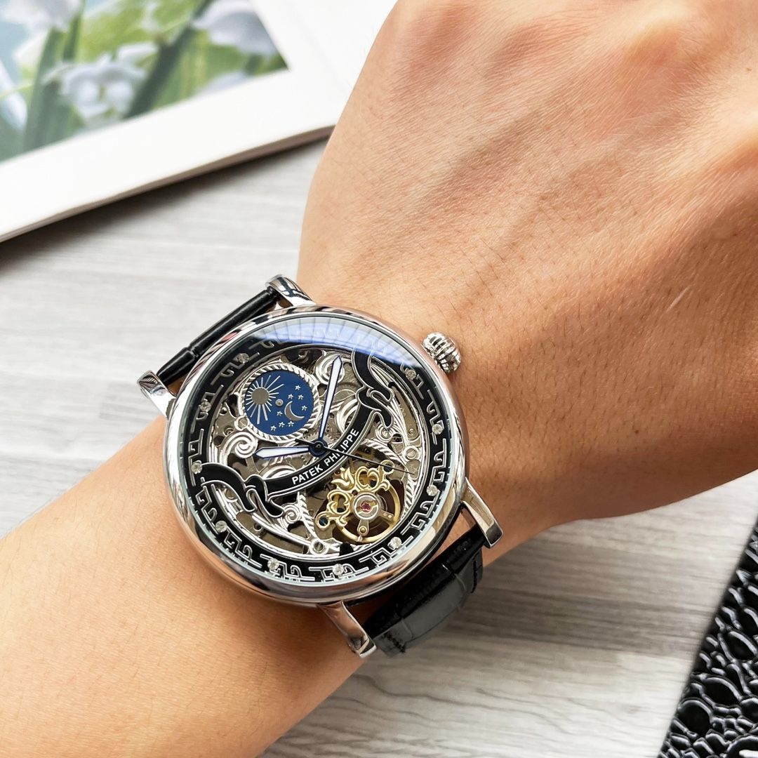 今日 Patek Philippe Intricate Watch 空デザイン 奢 大気 男士腕時計