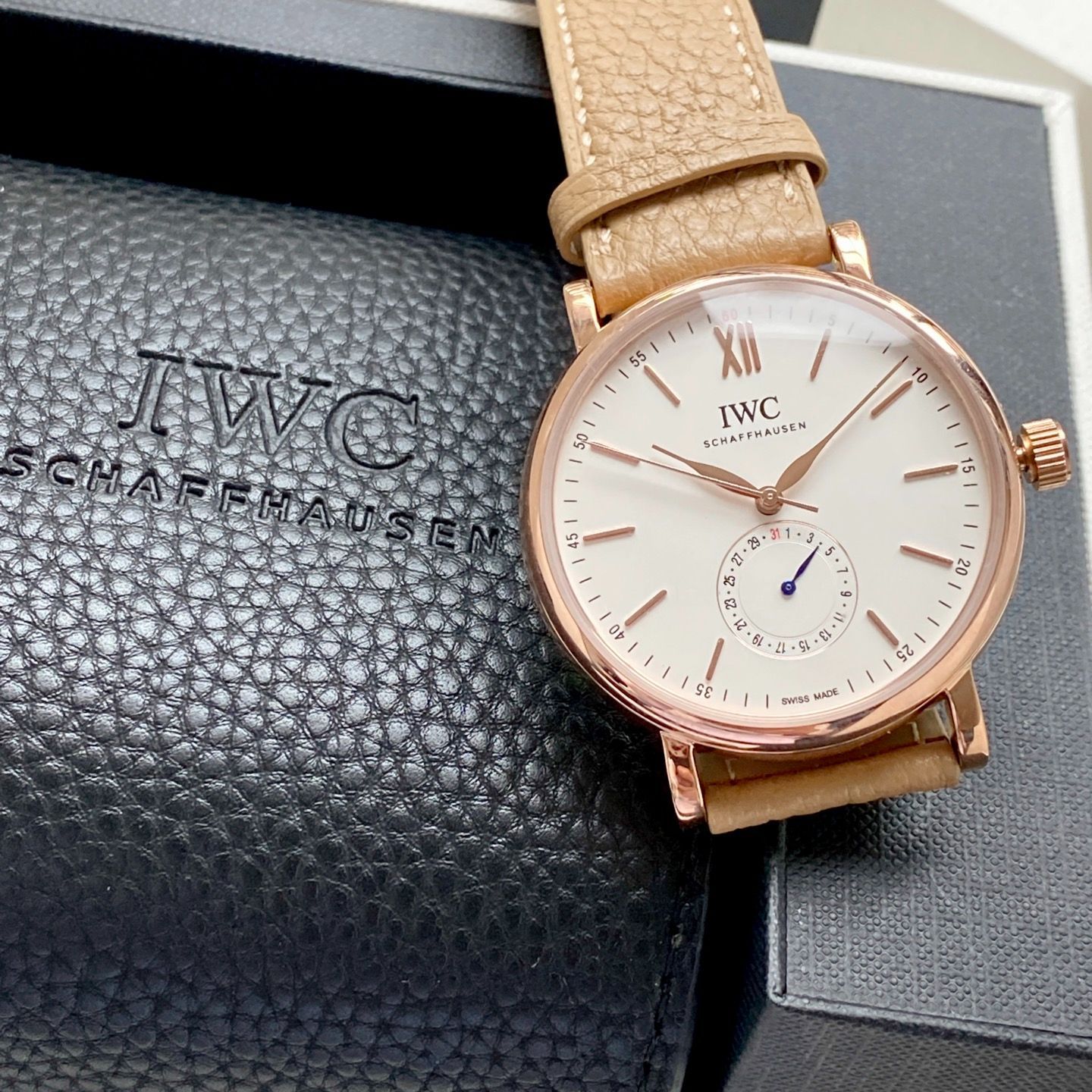 アイダブルユーエス