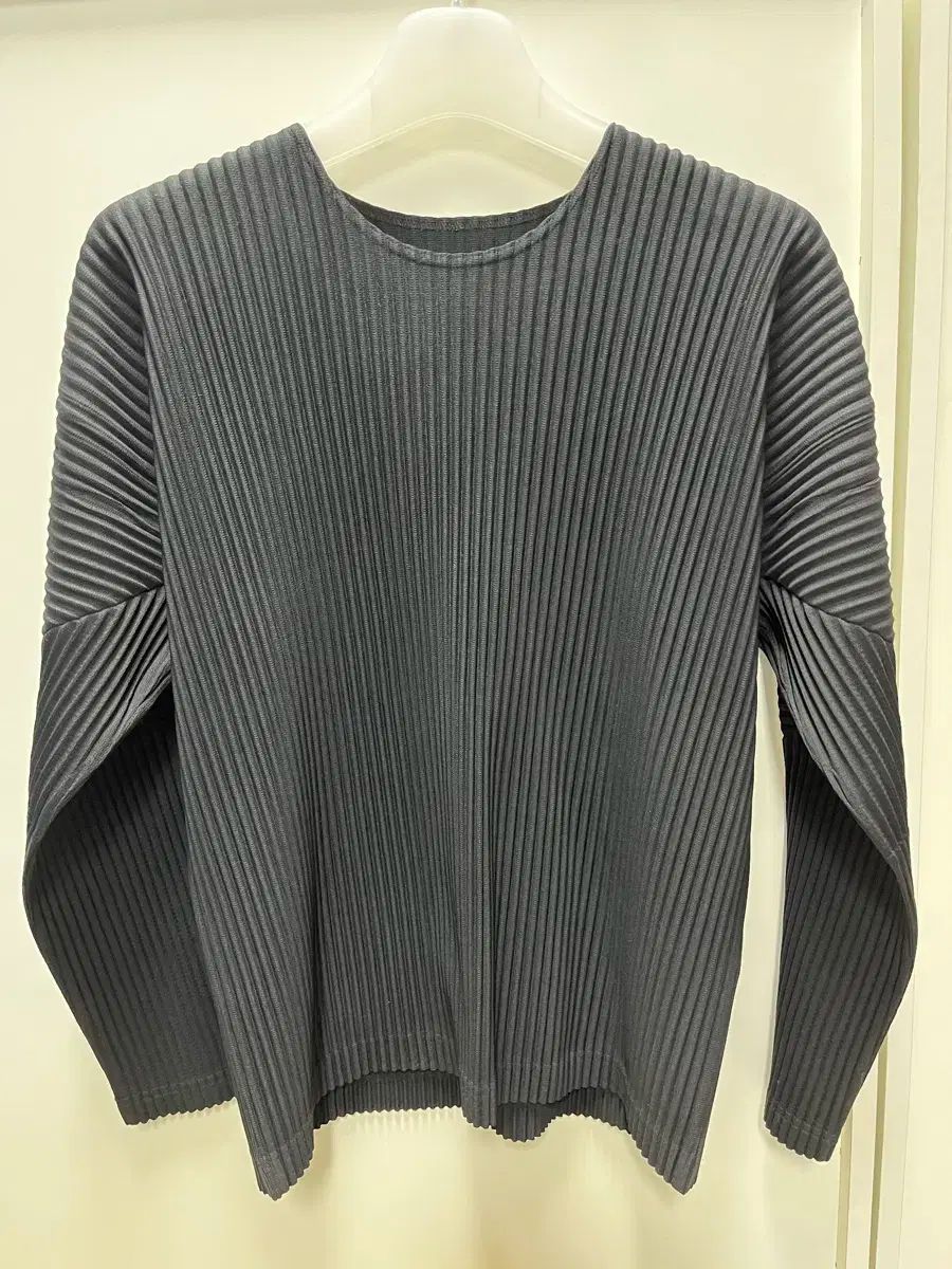 オムプリッセ ベーシック ラウンド ブラック 3